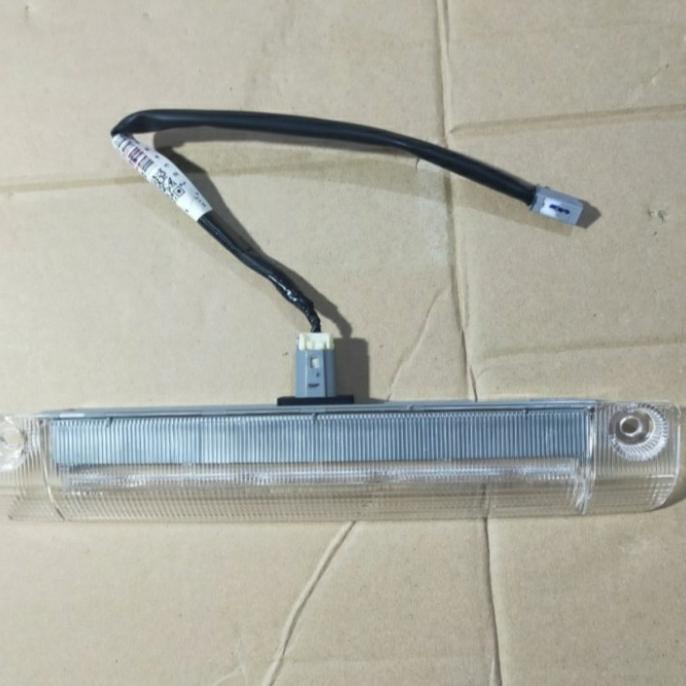 lampu spoiler innova reborn LED original