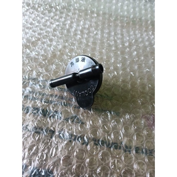 tutup tabung cadangan Air Radiator avanza