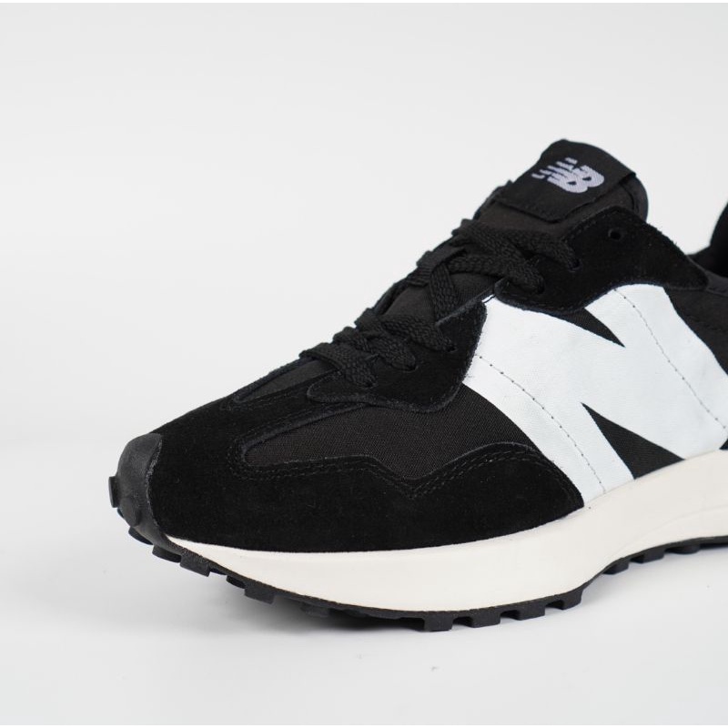 Sepatu New Balance 327 Black White