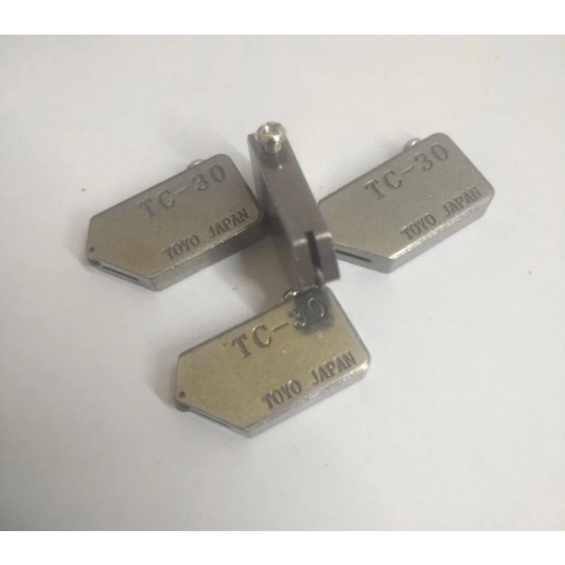 

TOYO TC 30 Original Isi ulang Alat potong Kaca Oil Glass Cutter Asli