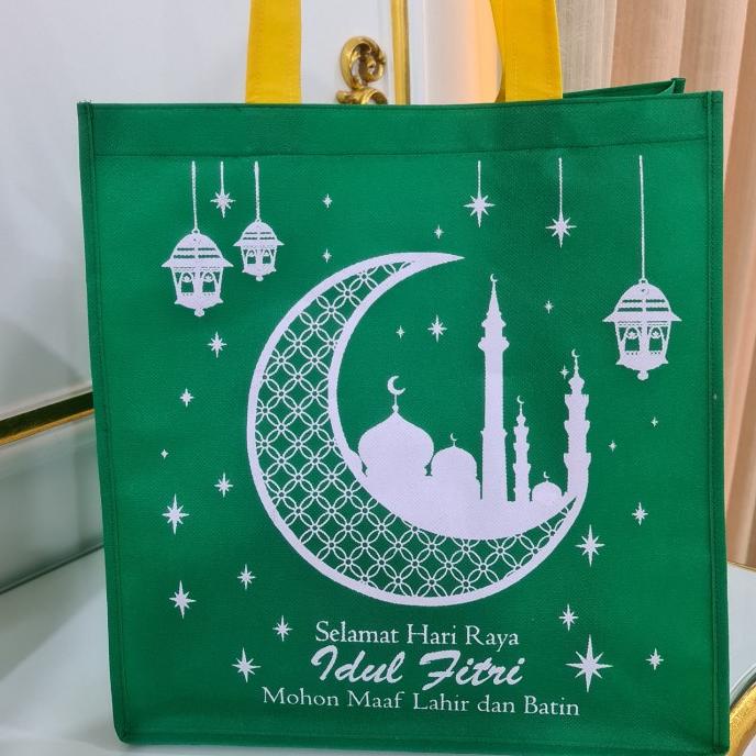 

Goodie Bag Lebaran Tas Kain Spunbond Idul Fitri. (Per10pc)