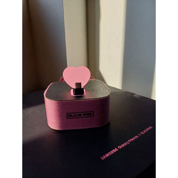 Standing Charger Preloved