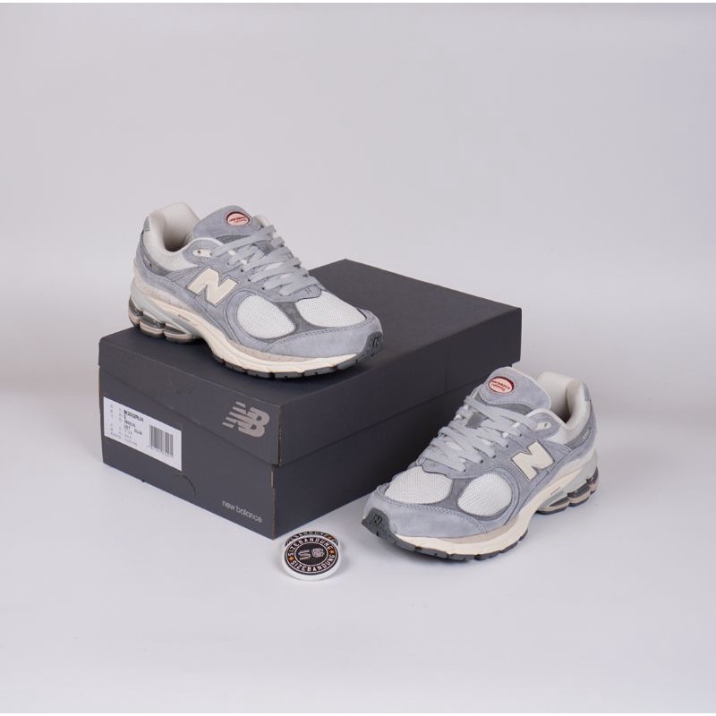 Sepatu New Blance 2002r Lunar New Year Concrete Grey