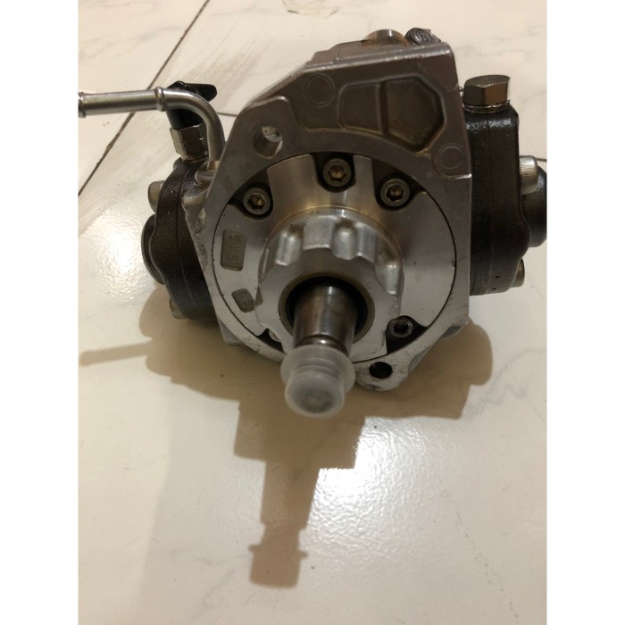 Supply Pump Injeksi Pump Fortuner Innova Hilux 22100-0L060