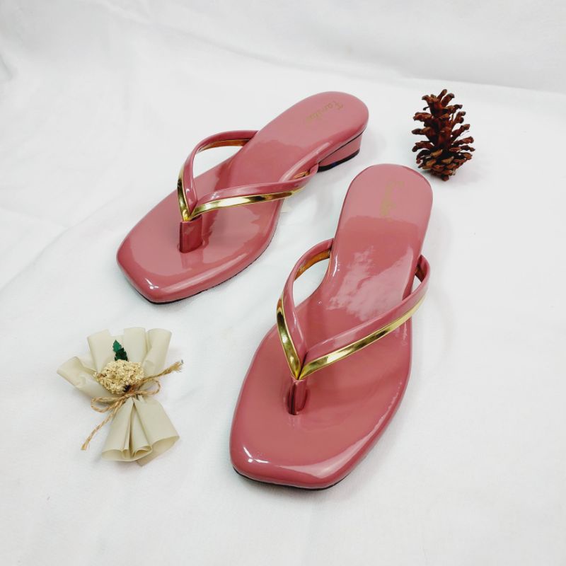 Sandal Jepit Wanita Model Simple Bahan Glossy (Jenny 01)