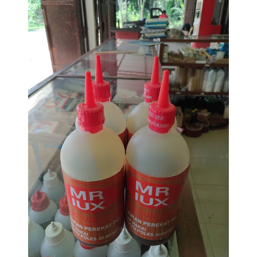 

Harga Diskon Lem PU Merek MR lux / MR IUX 1/2Kg MKK