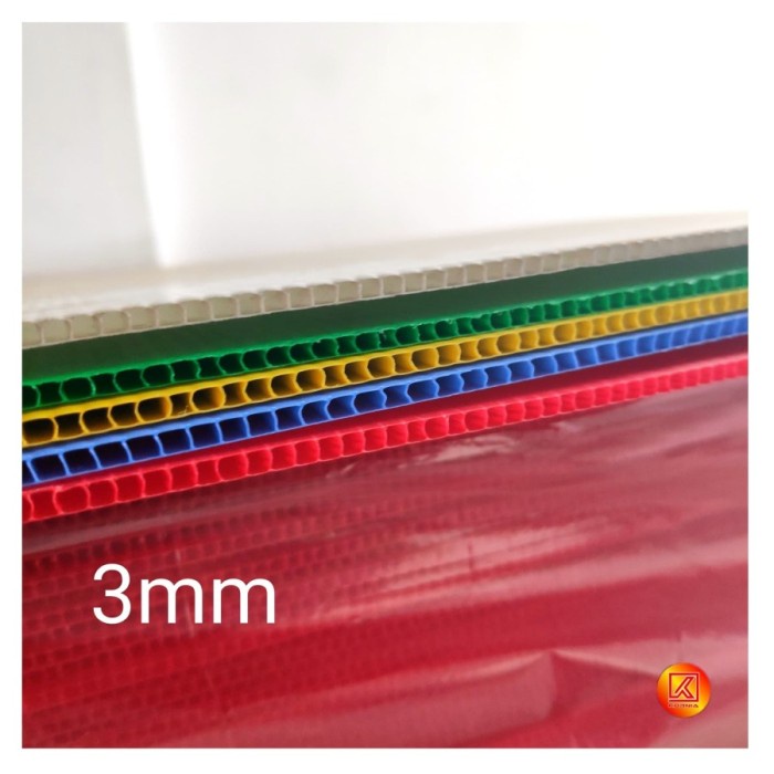 

Impraboard lembaran / Papan Plastik Gelombang UK.100 x 150 Tebal 3mm