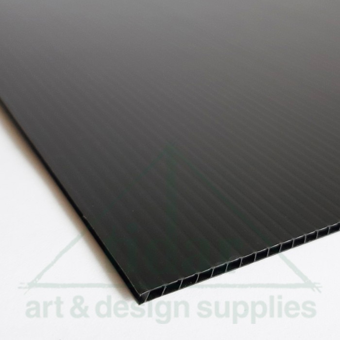 

Impraboard Hitam 2 mm 50 x 75 cm - Infraboard - Papan Plastik - PP