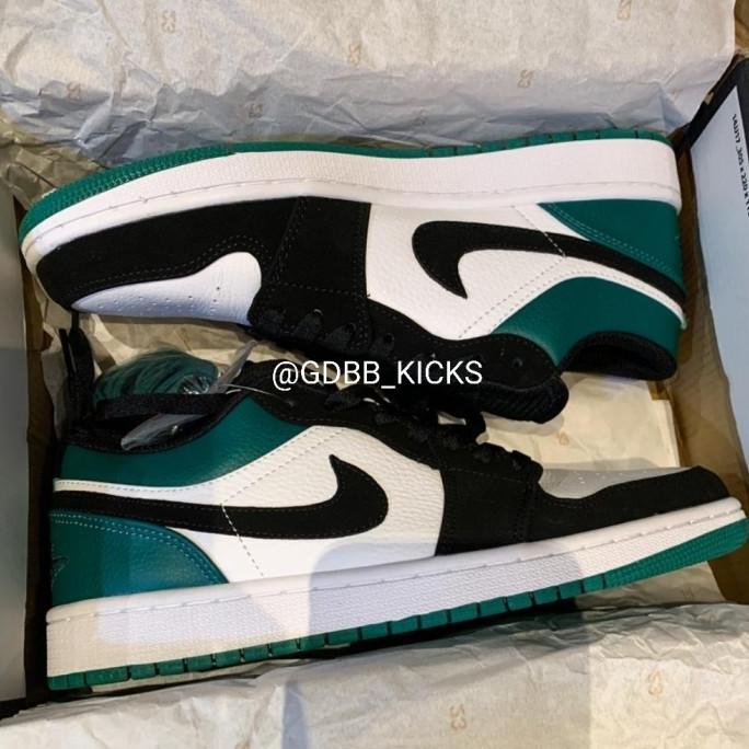 Nike Air Jordan 1 Low Mystic Green BNIB ORIGINAL MATERIAL GUARANTEE