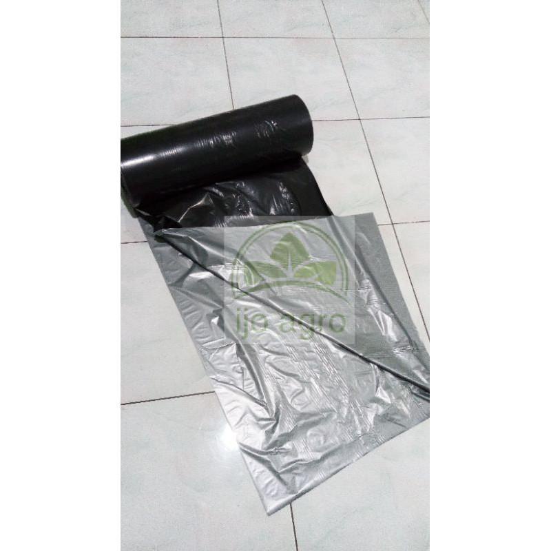 Plastik Mulsa Hitam Perak Super Lebar 120Cm Panjang 500M