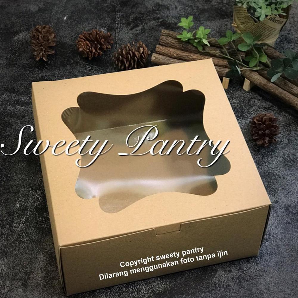 

7.7 32512 B - Dus Kue / Cake Box / Packaging Kue Ukuran 25x25x12cm Brown
