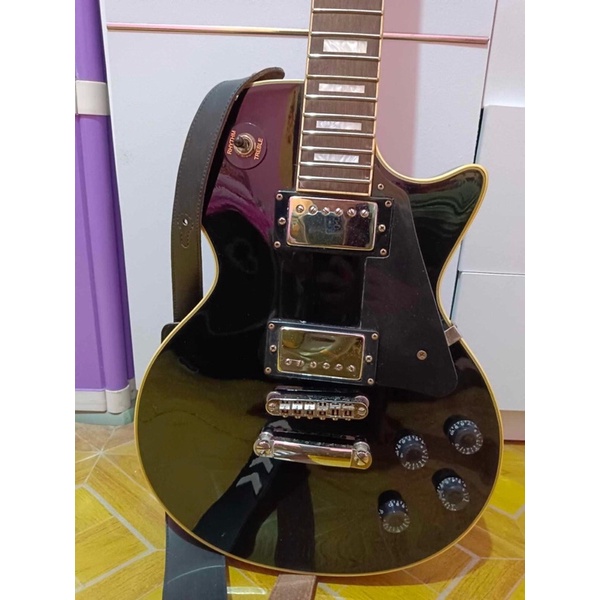 Gitar Listrik Gibson legacy les paul