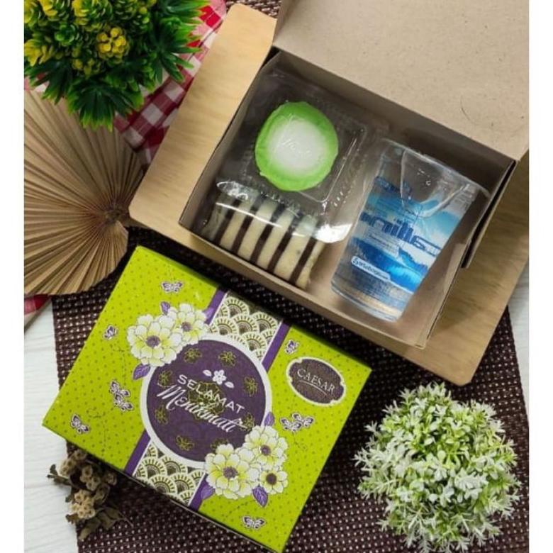 

Promo isi 50 dus caesar GS uk 12x12 12x14 12x16 dus kue, dus makanan, dus ulang tahun, dus selametan