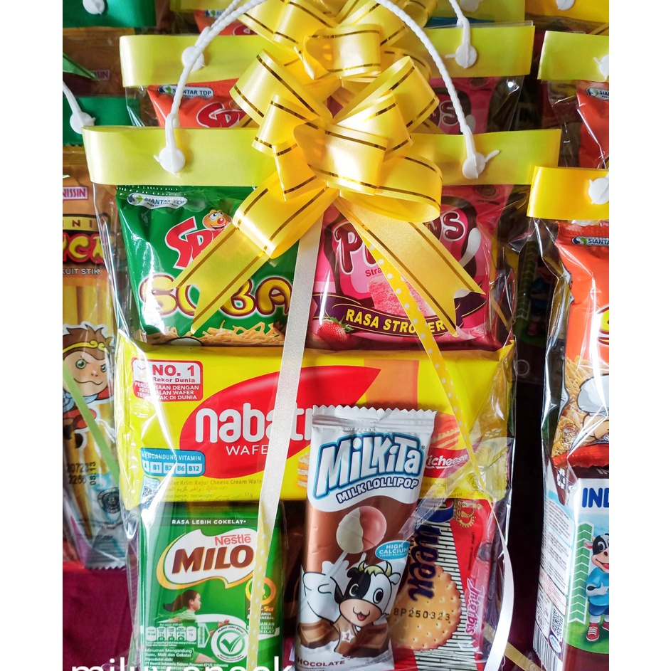 

Ready Stok Souvenir Ultah / Snack Ulang Tahun / Paket Snack Ulang Tahun / Paket Snack Ultah / Snack Ulang Tahun Anak / Souvenir Ulang Tahun Anak / Snack Ultah / Paket Ulang Tahun Anak / Hampers Birthday / Snack Box