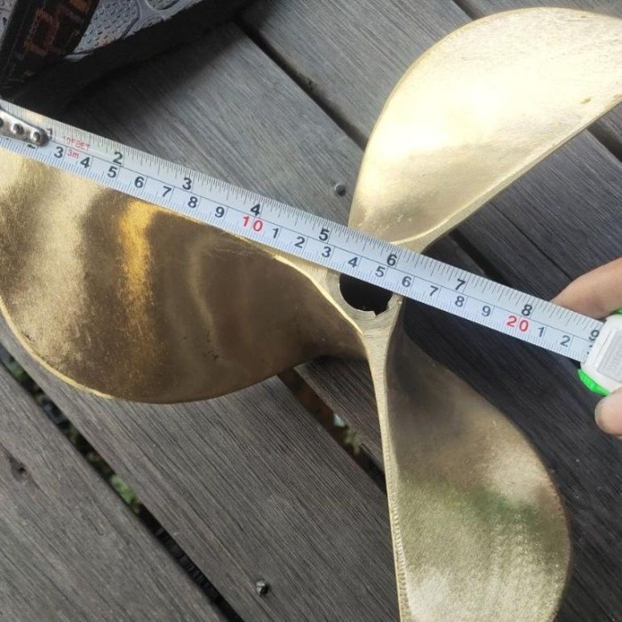 Baling Baling Kapal Versi Balap/Kipas Kapal Versi Balap Kuningan