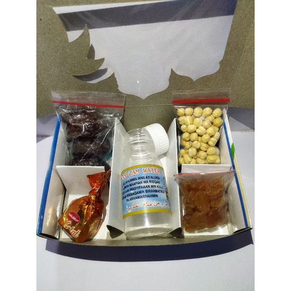 

Paket coklat Paket Oleh oleh haji dan umroh praktis dan murah