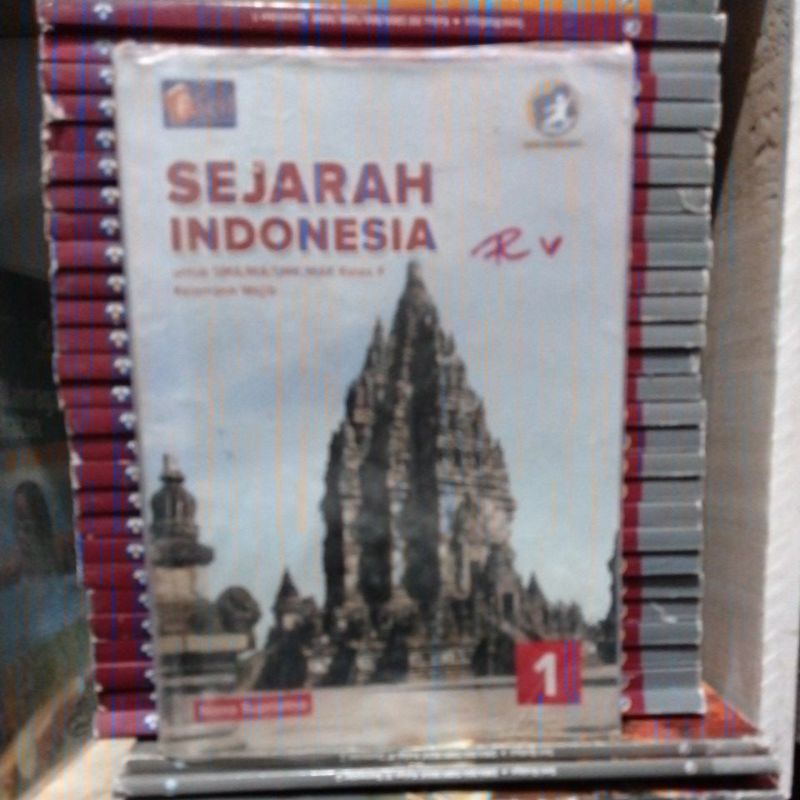 Sejarah Indonesia kelas X / 10 / 1 SMA kurikulum 2013 edisi revisi 2016 Grafindo Facil