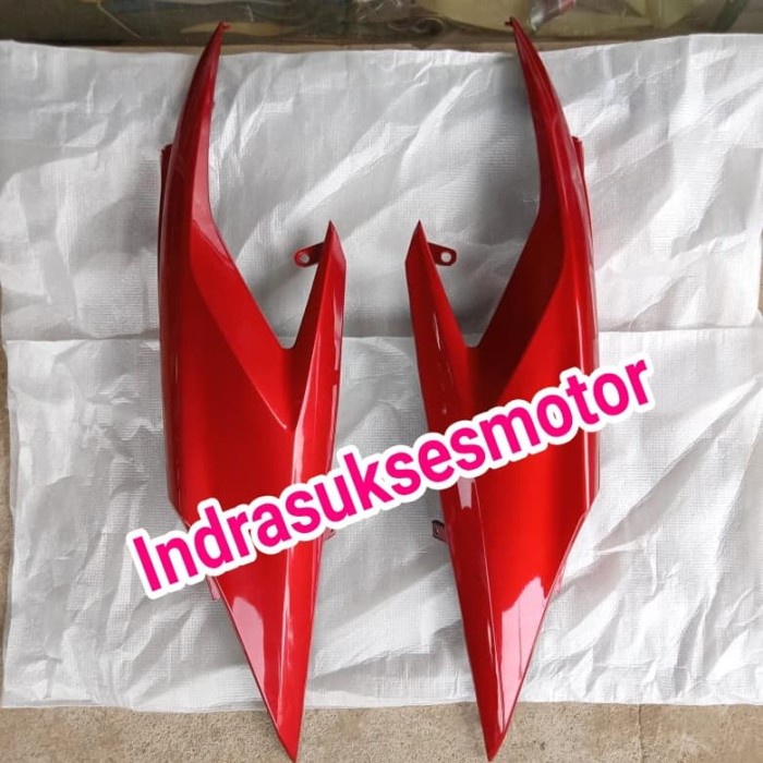 cover body belakang motor vario techno 110 karbu lama warna merah
