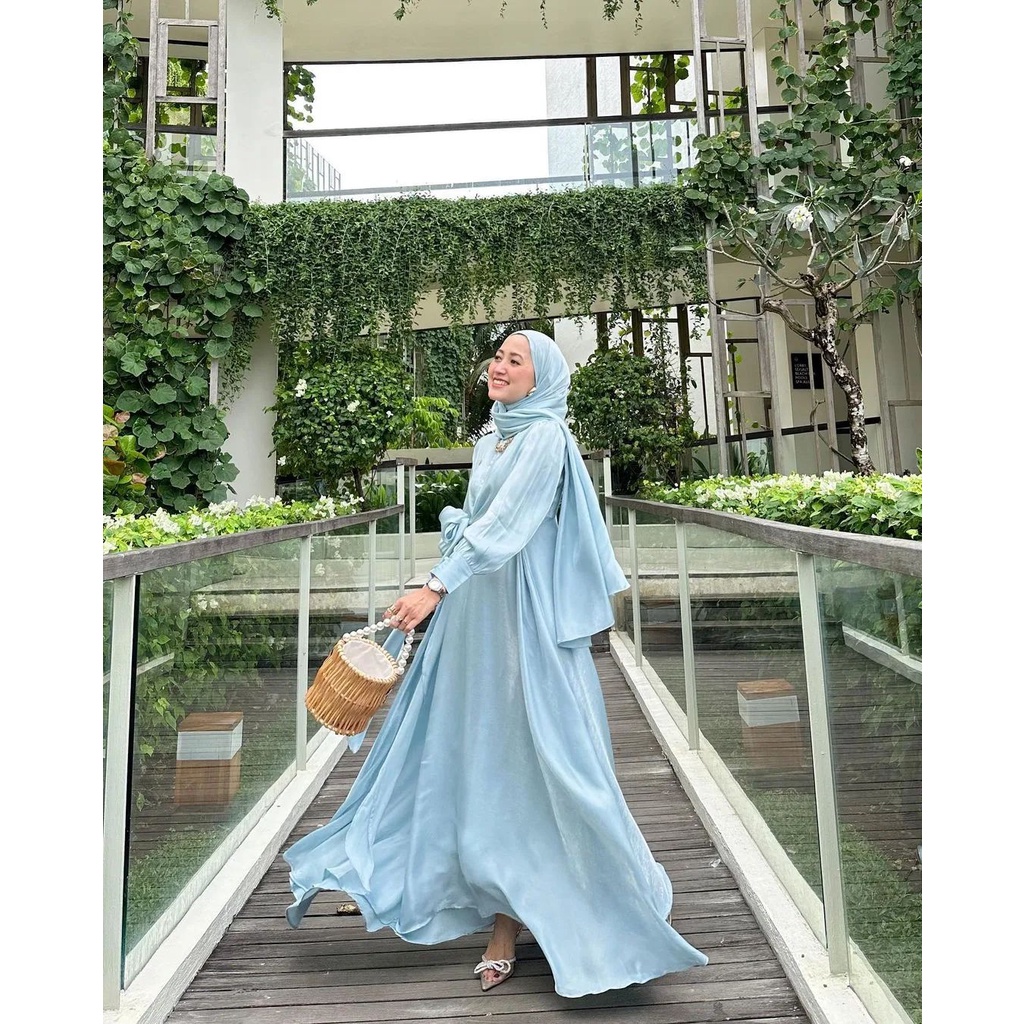 Delvy Dress Gamis Kondangan Terbaru 2023 Kekinian Pakaian Muslimah wanita Termurah Tampilan Elegan OOTD Baju Pesta Gamis Kondangan Bahan Shimmer Fashion Muslim Wanita Trend Dan Modren Kekinian