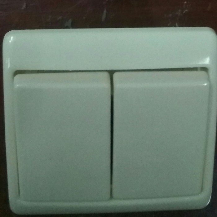 Saklar seri Arsys Berker germany