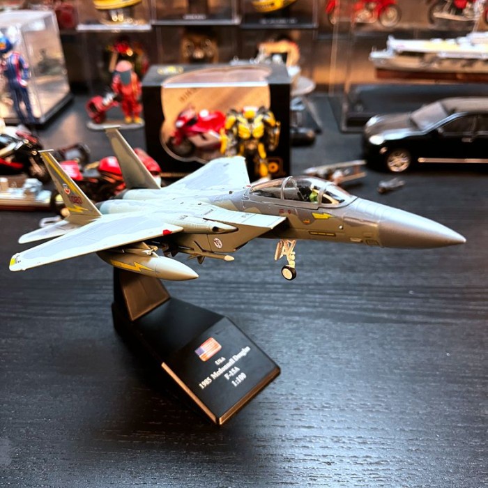Terlaris Diecast Pesawat F-15 Strike Eagle Fighter Wing 1/100 F15