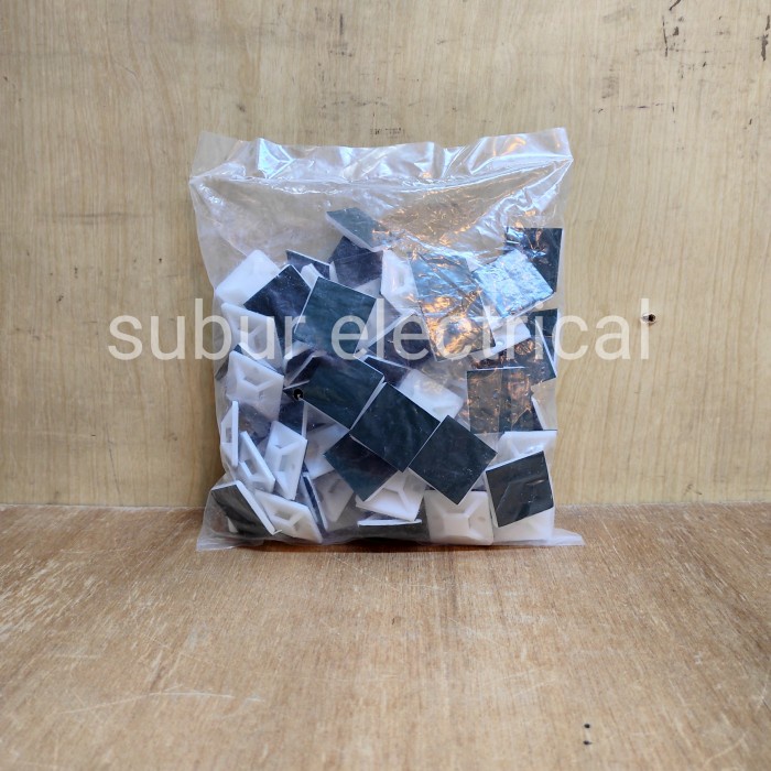 

kabel tie mount 30x30