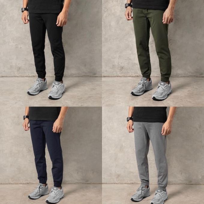 Celana Uniqlo EZY Slim Fit Jogger Pants Ultra Stretch Original Golf