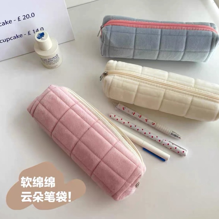 

Harga Termurah.. NEW! Gifu Fluffy Pencil Case / Kotak Pensil Empuk Premium Lembut / Kotak Pensil Bantal Aesthetic Korea / Kotak Pensil Premium Kotak Kotak 88