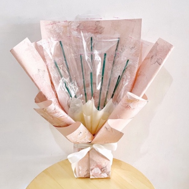 

Ready [Isi 10] Buket Kosong - Buket Uang Kosongan - Money Bouquet Kosong - Money Bouquet Polos - Buket Uang Polosan - Buket Tanpa Uang - Snack Bouquet Kosong 100