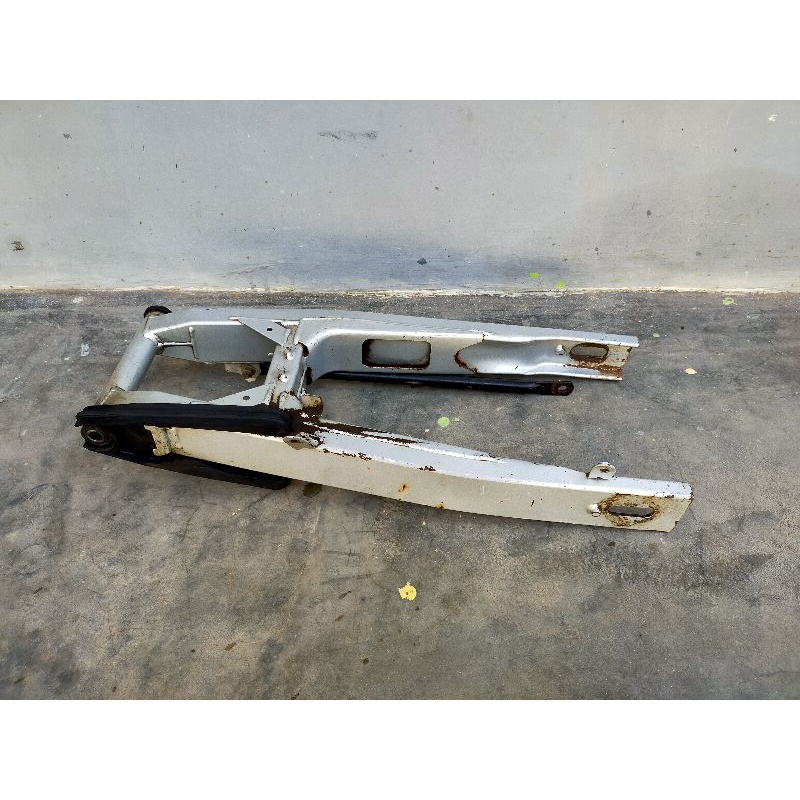 Swing Arm Supit Lengan Ayun Supit Yamaha Vixion Old Original Bekas Copotan Motor Second 2nd