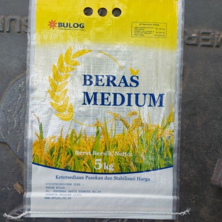

Special Edition.. karung bulog medium 5kg baru 100pcs NIL