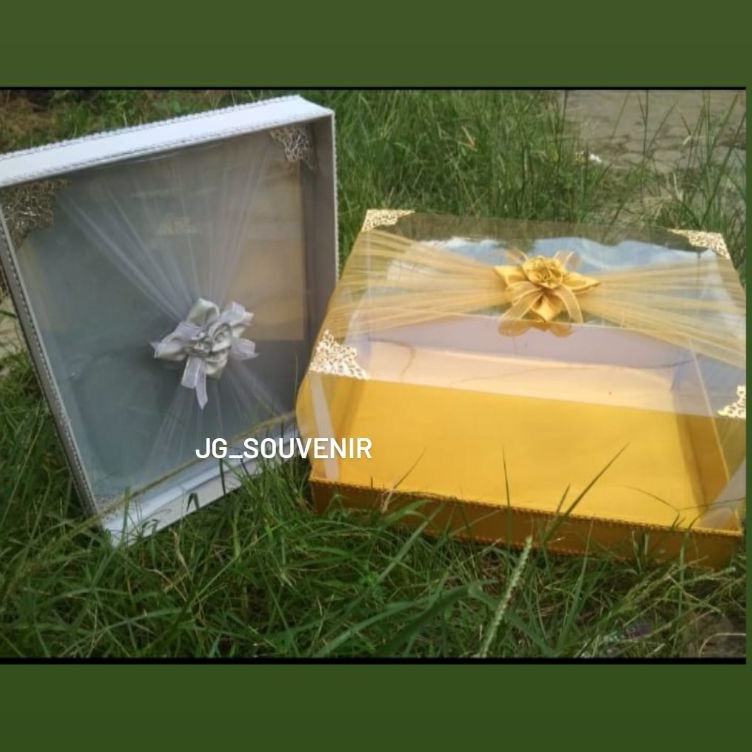 ➯ Kotak Hantaran Seserahan Mika Tinggi Tile Warna Silver Ukuran 40x30x20cm r Terbaru ☤.