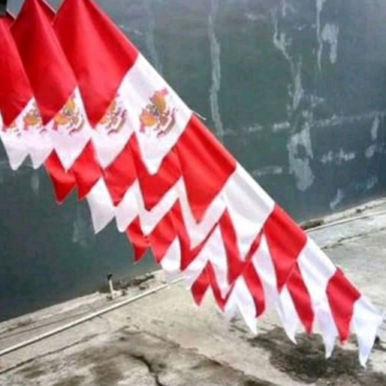 Promo Ramadhan Umbul umbul 10 mata zig zag MERAH PUTIH( 3,4 METER) YJI