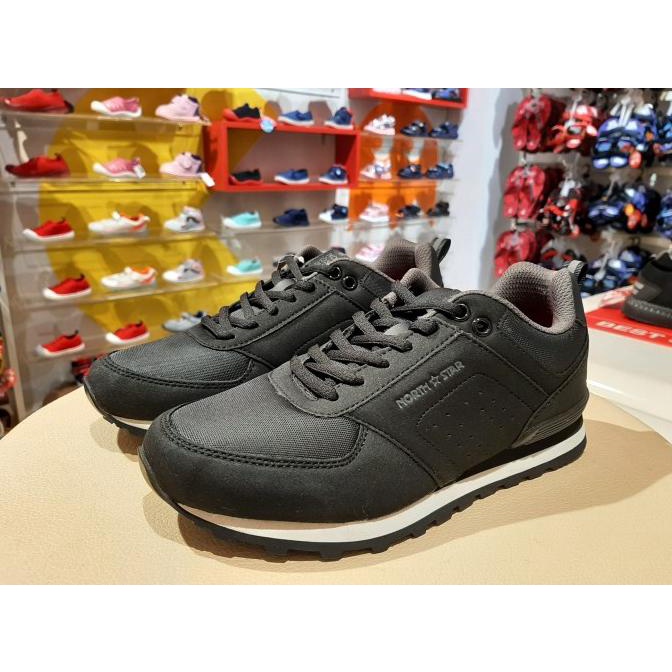 Sepatu Pria Sneaker North Star - MARVEL