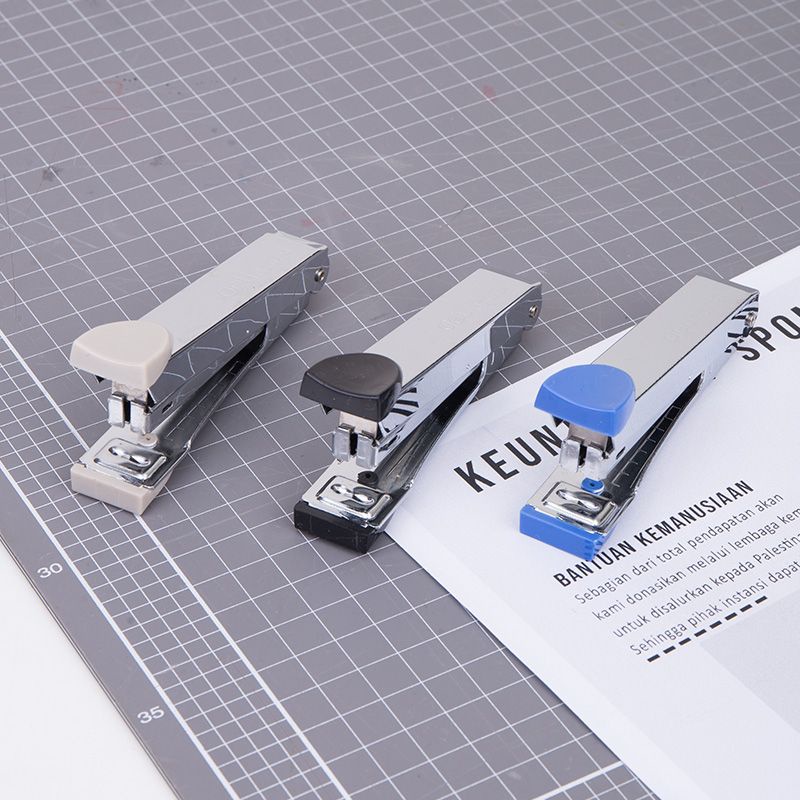 DELI Stapler Murah Mini