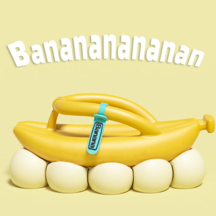 ↕➨⁑✲ Banana Super Lembut Sandal MOVES Yeezy Slide Kanye Men's And Women's Casual Slippers Sandal Cow