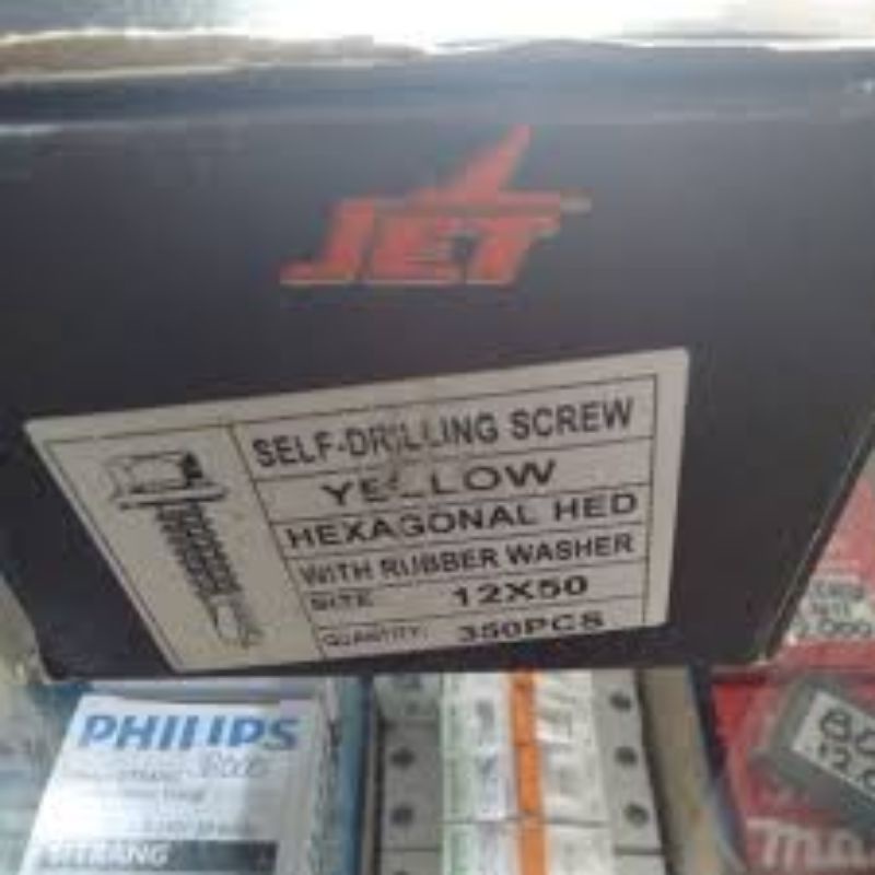 1 KOTAK SKRUP ROOFING 12X50MM (5CM)