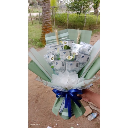 bouquet money 20lembar pwcahan uang 2000an