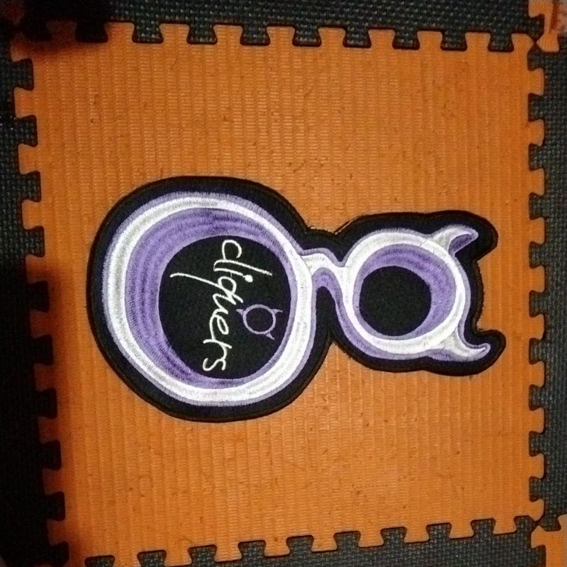 Bordiran Ungu Cliquers Besar.