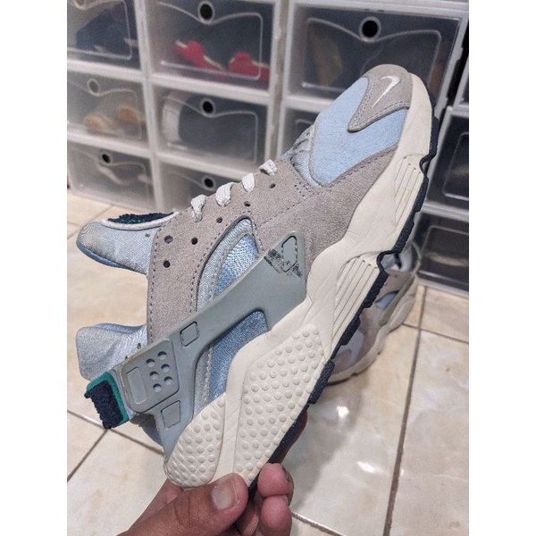 Sepatu Second Nike Huarache size 42 insole 26,5cm