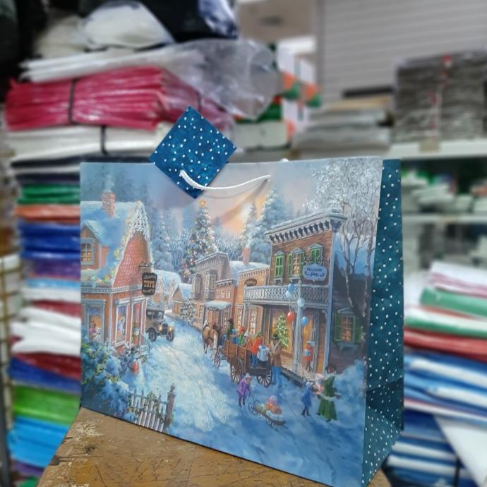 

6.6 Paper Bag Chrismas/ Tas Souvenir/ Goddie Bag Natal Uk 30X25
