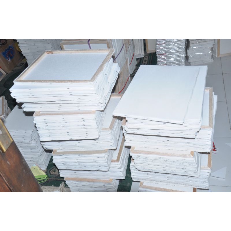 

NSA KANVAS LUKIS POLOS MURAH 20X20CM B93