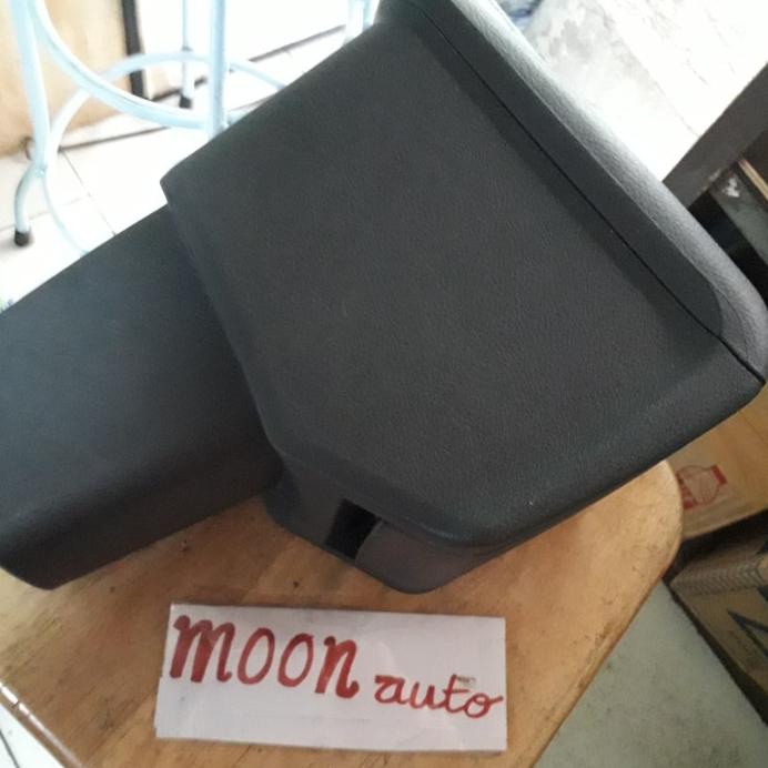 Konsol Box Tengah Terios/Rush