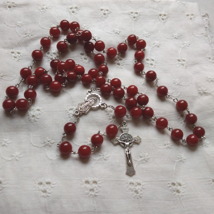 KALUNG ROSARIO BATU ALAM PACITAN RXBP8 WARNA MERAH