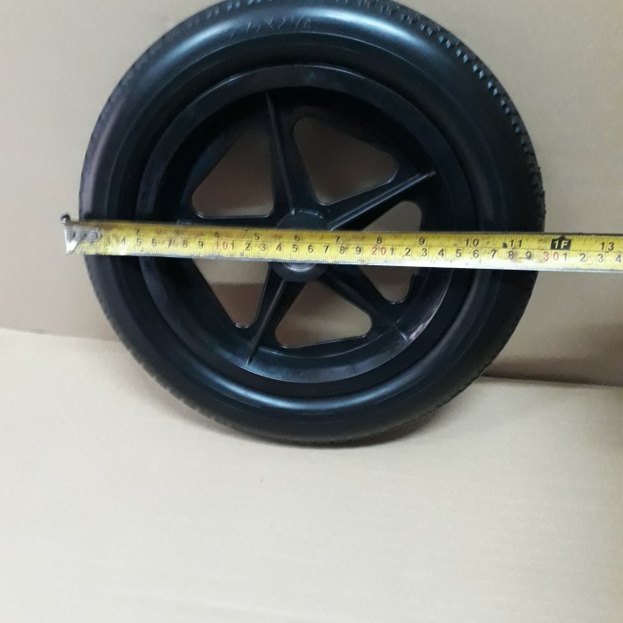 Terlaris Roda Uk 12 1/2X2 1/4 Ban Mati Berikut Velg Kursi Roda Gea Fs868L