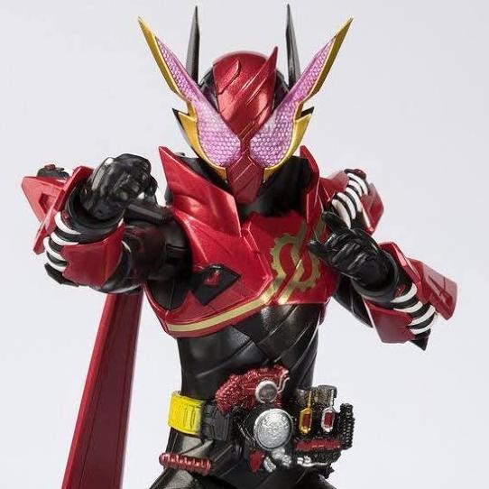 SHF Figuarts Kamen Rider Build Rabbit Rabbit Form Figure