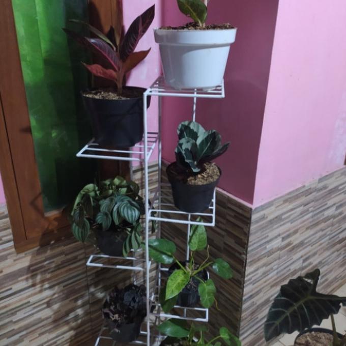 Rak Pot Bunga Besi 7 Susun / Standing Pot / Cocok Untuk Indoor-Outdoor
