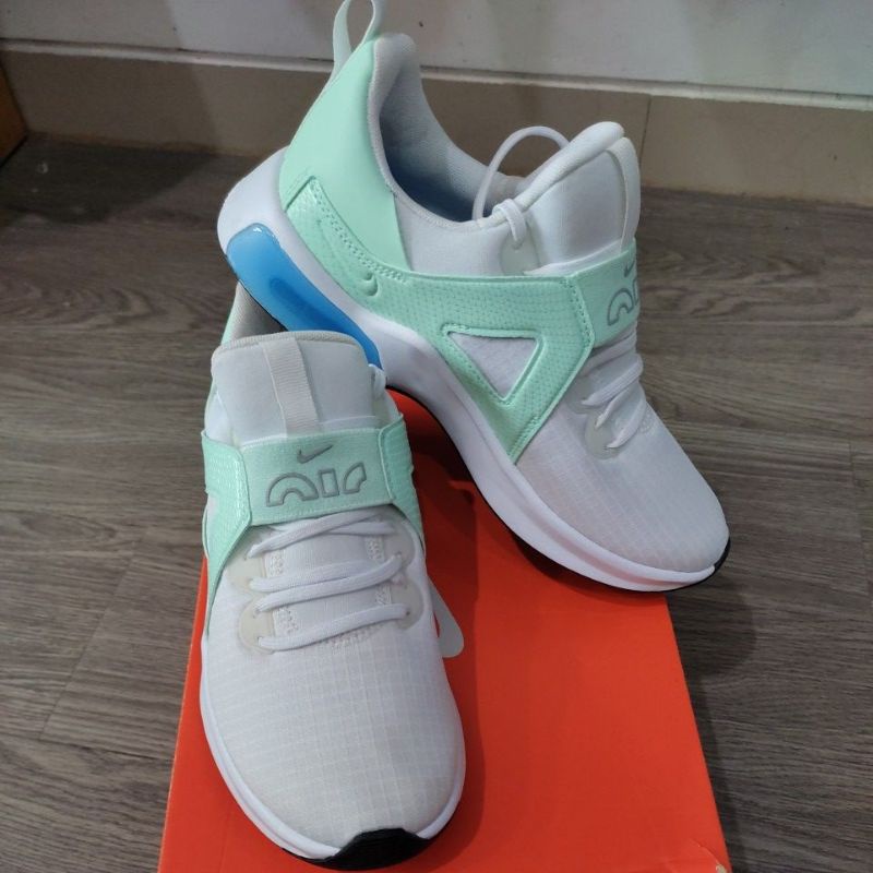 Sepatu Nike Air Max Bella TR 5