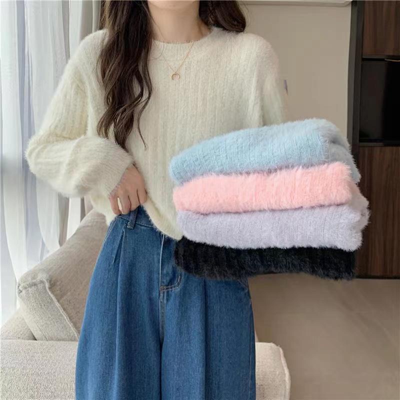 YIU YIU Rajut - Korea Sweater Wanita Crewneck Sweeter Crop Sweater Putih Lengan Panjang Rajut