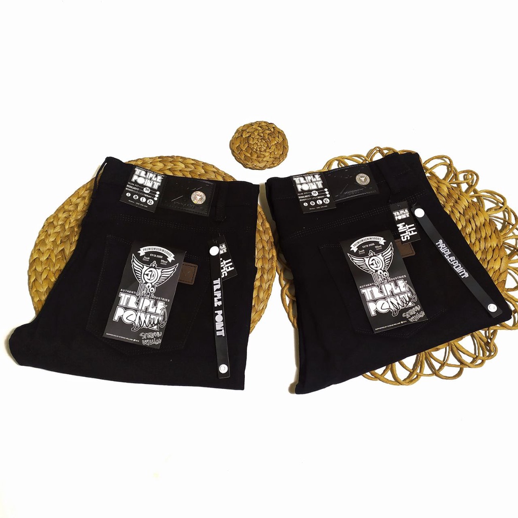 Celana jeans pria slimfit  original triple point warna hitam pekat jumbo